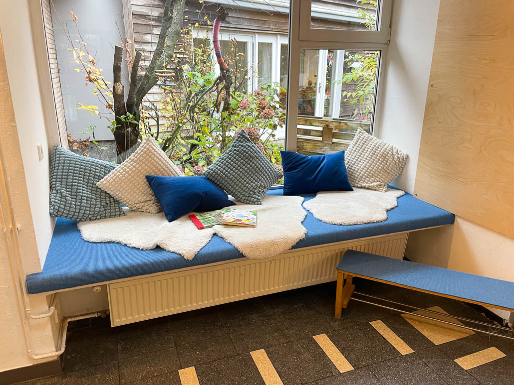 Neuer Eingangsbereich der Kindertagesstätte St. Theresia in Münster Neuer Eingangsbereich der Kindertagesstätte St. Theresia in Münster